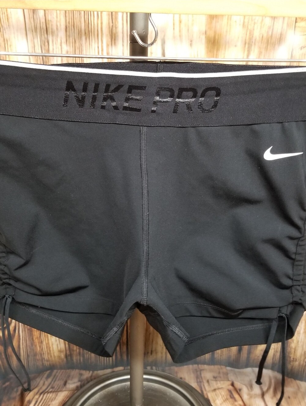 Nike Pro Dri-Fit Women's Black Medium Spandex Compression Cinch Leg Shorts